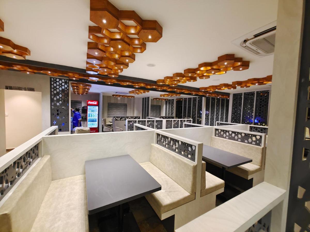 Hotel Thousand Pillars Warangal Exterior photo